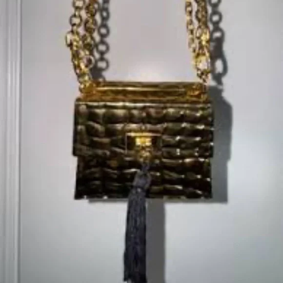 VINTAGE DEBBIE J PALMER 18K GOLD DIPPED PURSE With TASSEL & CHAIN - Picture 5 of 8